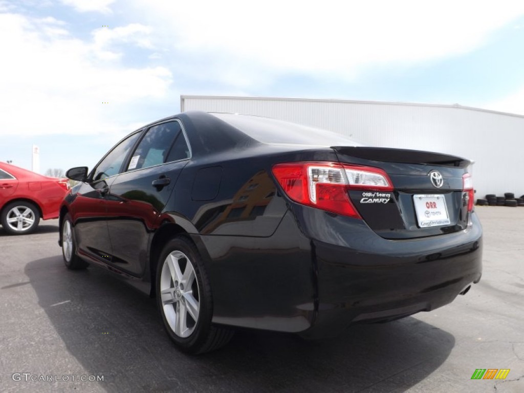 2013 Camry SE - Attitude Black Metallic / Black/Ash photo #6