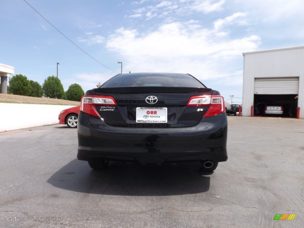 2013 Camry SE - Attitude Black Metallic / Black/Ash photo #7