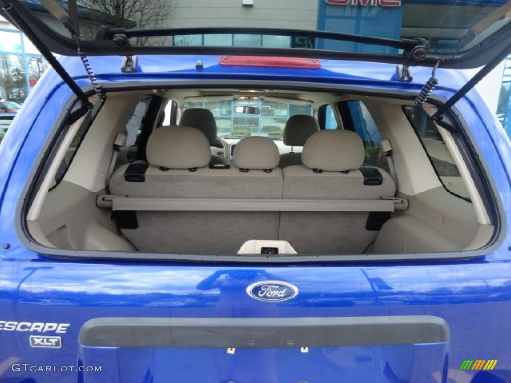 2005 Escape XLT V6 4WD - Sonic Blue Metallic / Medium/Dark Pebble Beige photo #13