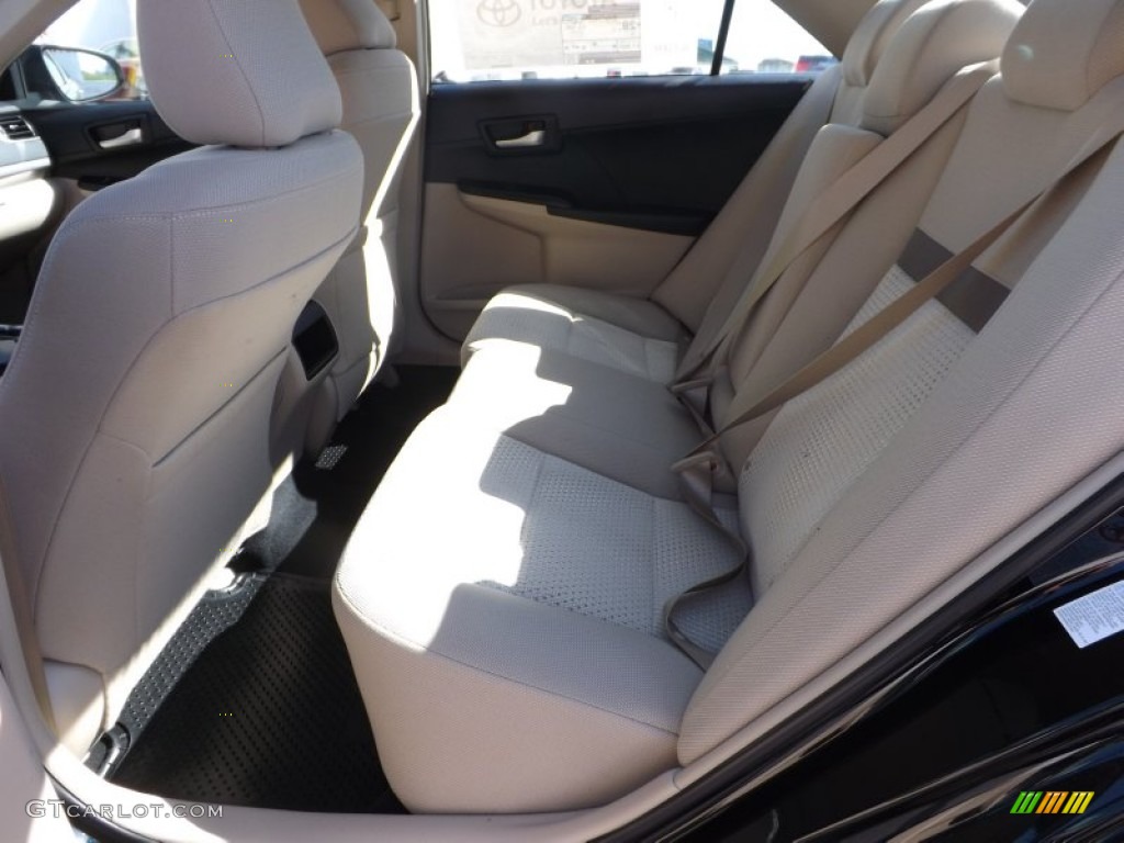 2013 Camry L - Attitude Black Metallic / Ivory photo #17