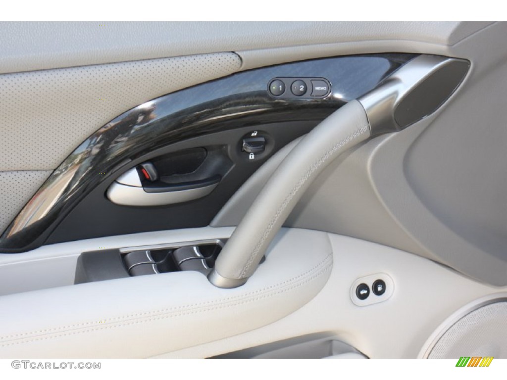 2010 RL Technology - Silver Jade Metallic / Taupe Gray photo #17