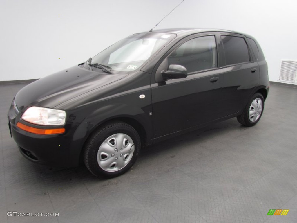 2007 Chevrolet Aveo 5 LS Hatchback Exterior Photos