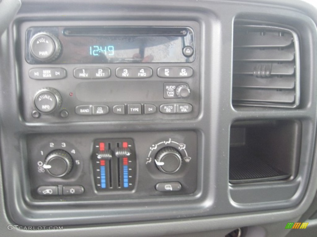 2005 Chevrolet Silverado 1500 LS Extended Cab 4x4 Controls Photos