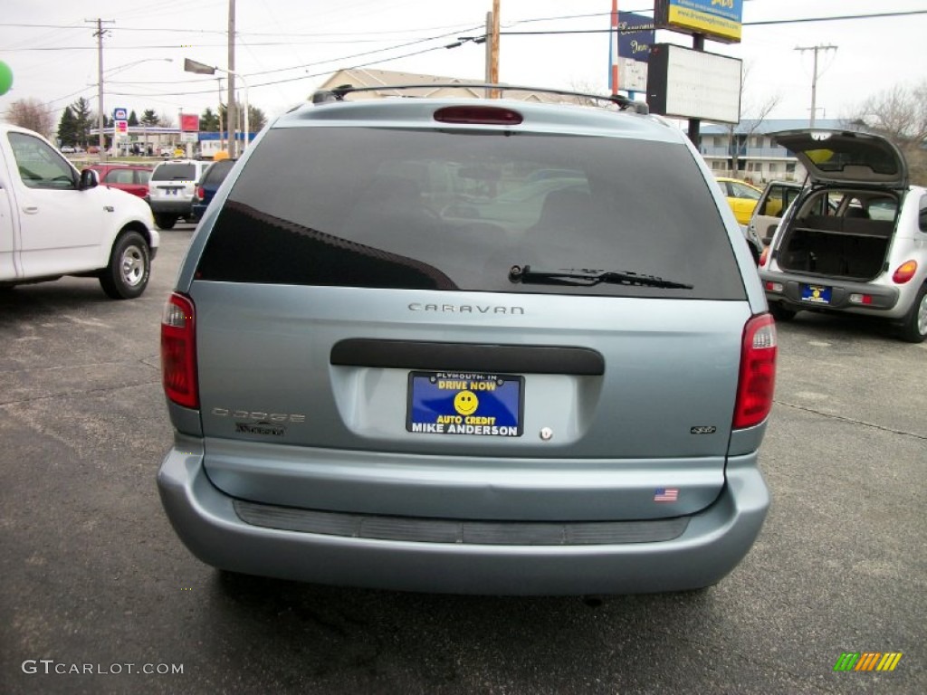 2003 Caravan SXT - Butane Blue Pearl / Taupe photo #10