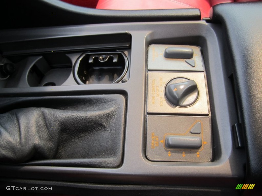 1991 Chevrolet Corvette ZR1 Controls Photo #79757043