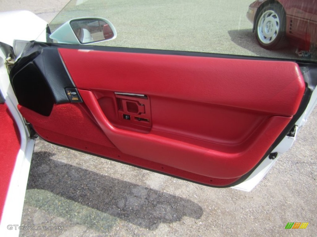 1991 Chevrolet Corvette ZR1 Red Door Panel Photo #79757594