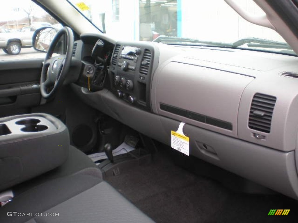 2013 Silverado 1500 LS Extended Cab 4x4 - Black / Ebony photo #10