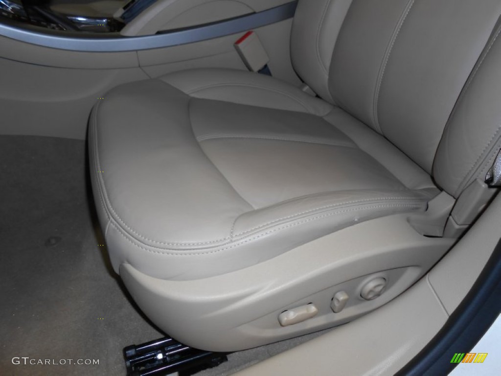 2012 LaCrosse FWD - White Diamond Tricoat / Cashmere photo #12