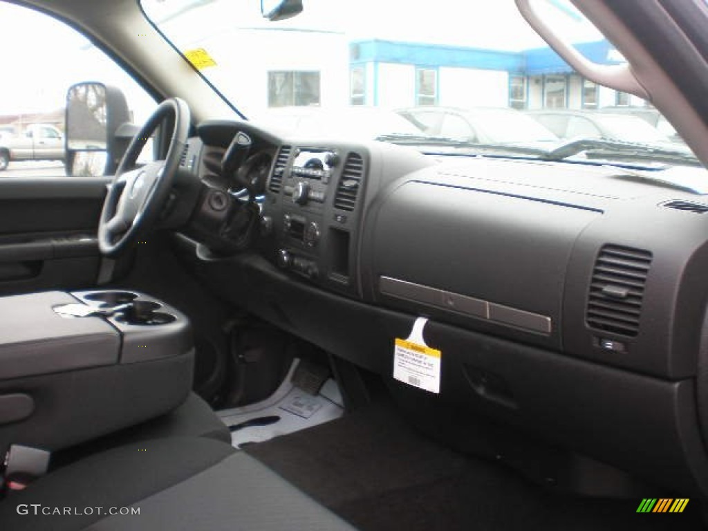 2013 Chevrolet Silverado 2500HD Bi-Fuel LT Extended Cab 4x4 Ebony Dashboard Photo #79761367