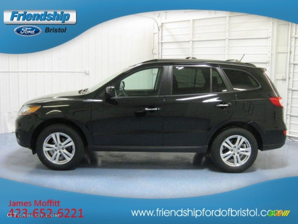 Phantom Black Metallic Hyundai Santa Fe