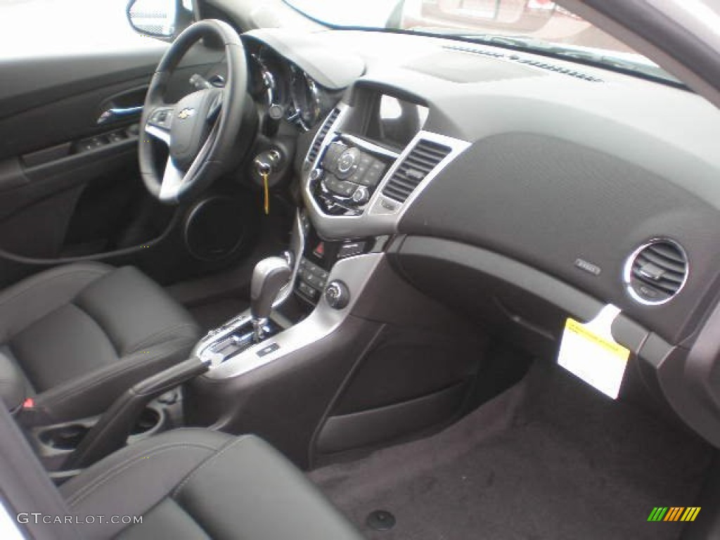2013 Cruze LT/RS - Summit White / Jet Black photo #9