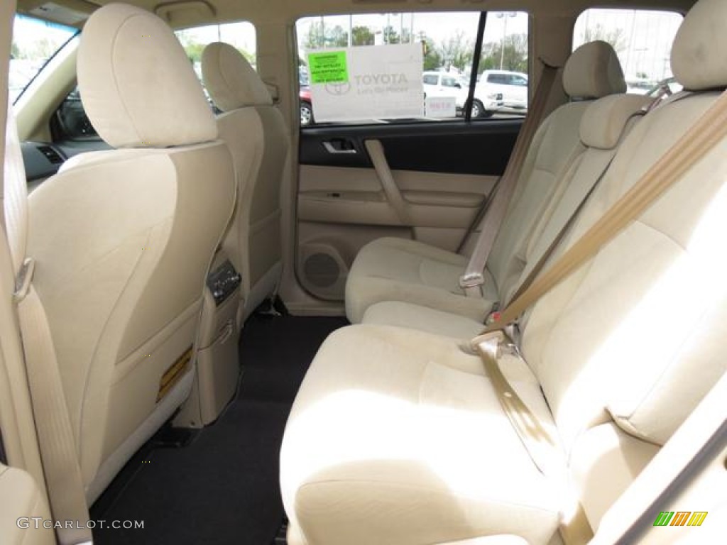 Sand Beige Interior 2013 Toyota Highlander Standard Highlander Model Photo #79766069
