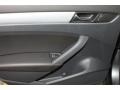 2013 Platinum Gray Metallic Volkswagen Passat 2.5L SE  photo #25