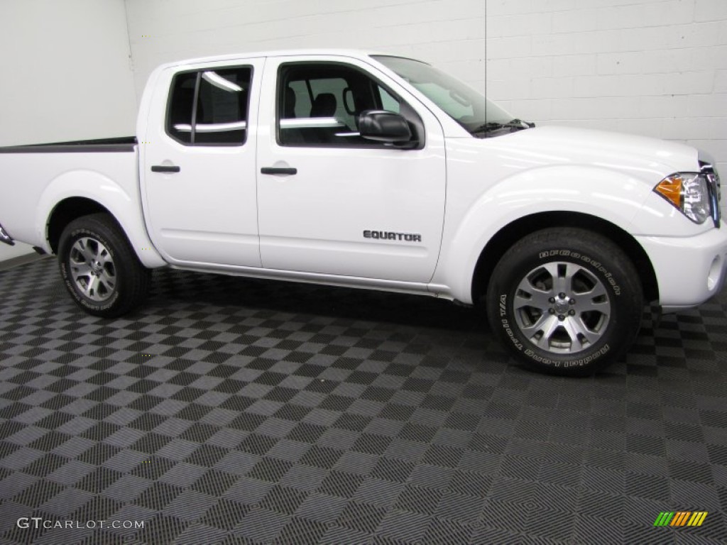 2012 Equator Sport Crew Cab - Glacier White / Graphite photo #3