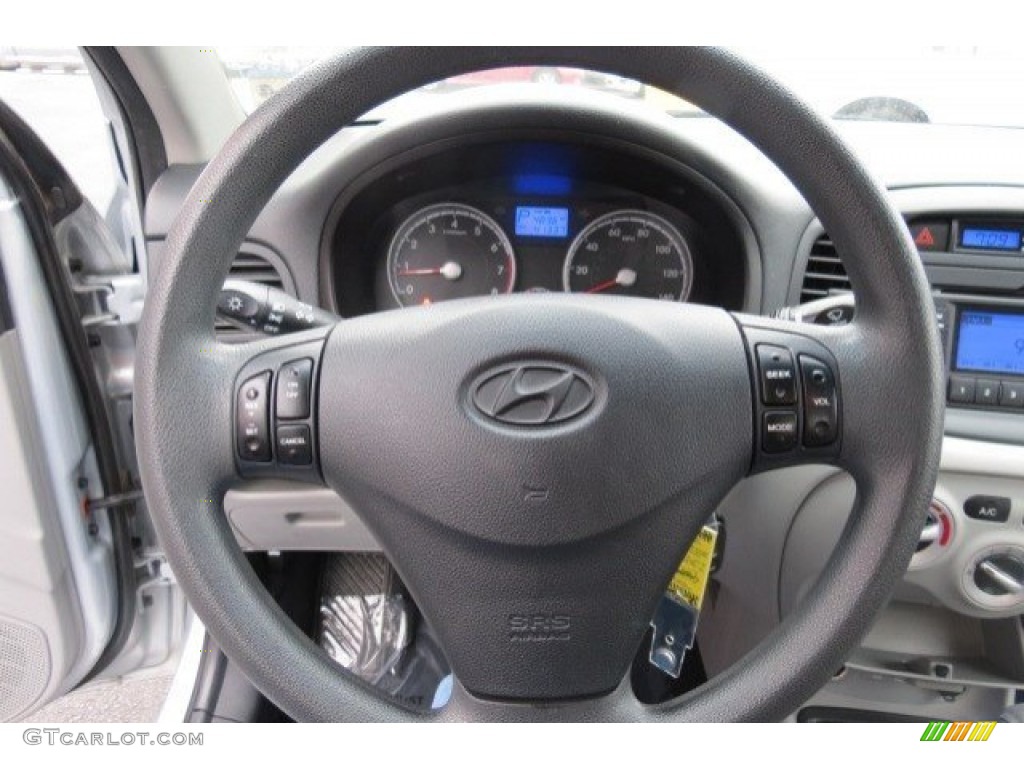 2010 Accent GLS 4 Door - Platinum Silver / Gray photo #17