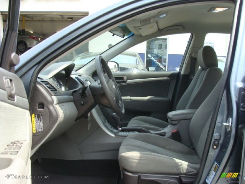 Gray Interior 2009 Hyundai Sonata GLS Photo #79772224