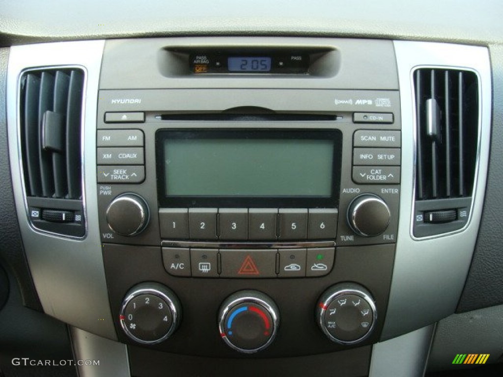 2009 Hyundai Sonata GLS Controls Photo #79772311