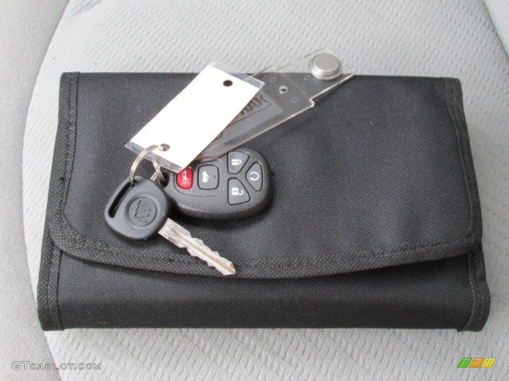 2009 Buick LaCrosse CX Keys Photo #79774630