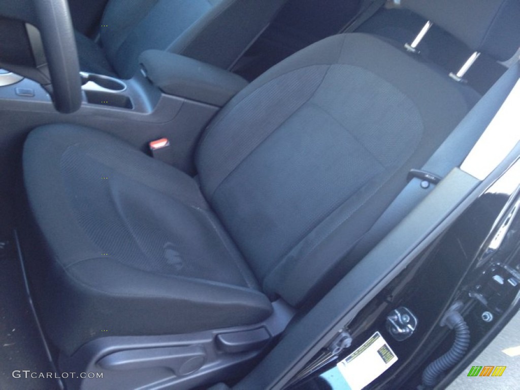 2012 Nissan Rogue S Special Edition AWD Front Seat Photos