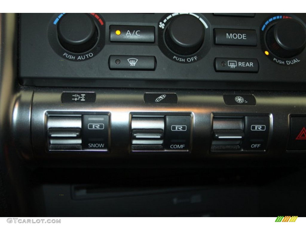 2010 Nissan GT-R Premium Controls Photo #79781917