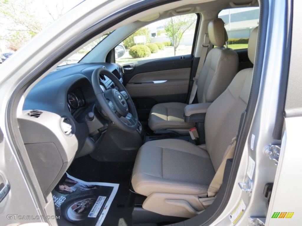 Dark Slate Gray/Light Pebble Interior 2014 Jeep Compass Latitude Photo #79782727