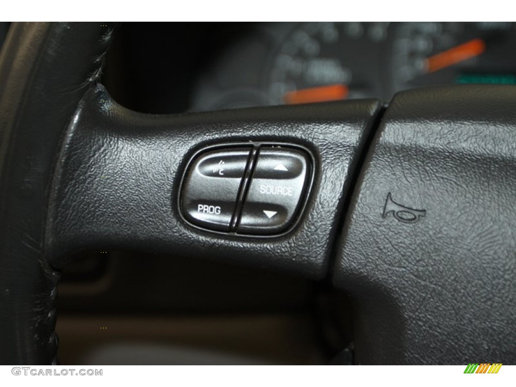 2005 Tahoe Z71 4x4 - Sandstone Metallic / Tan/Neutral photo #33