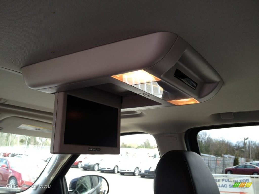 2009 Cadillac Escalade AWD Entertainment System Photo #79785101