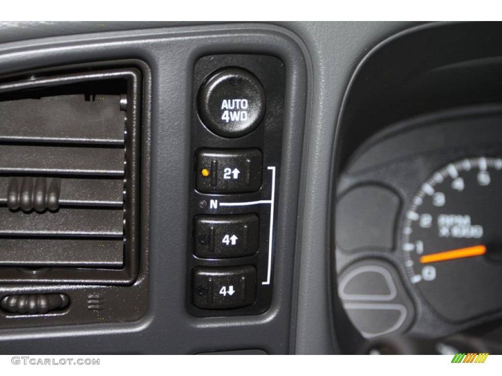 2005 Tahoe Z71 4x4 - Sandstone Metallic / Tan/Neutral photo #54