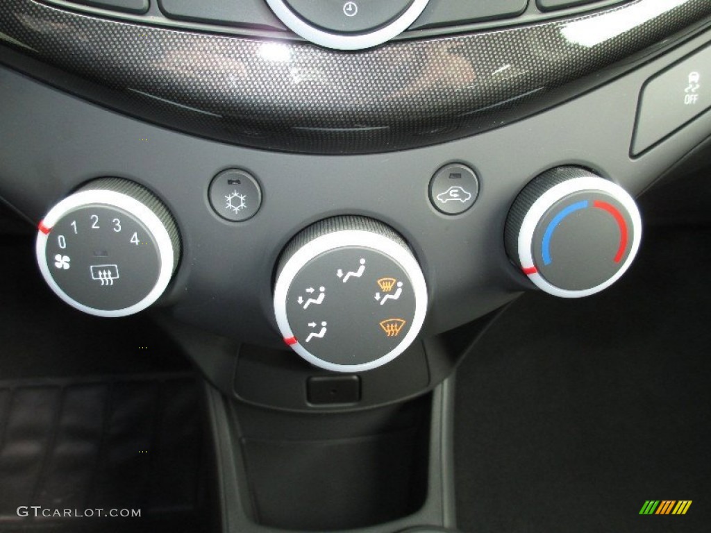 2013 Chevrolet Spark LS Controls Photo #79785477