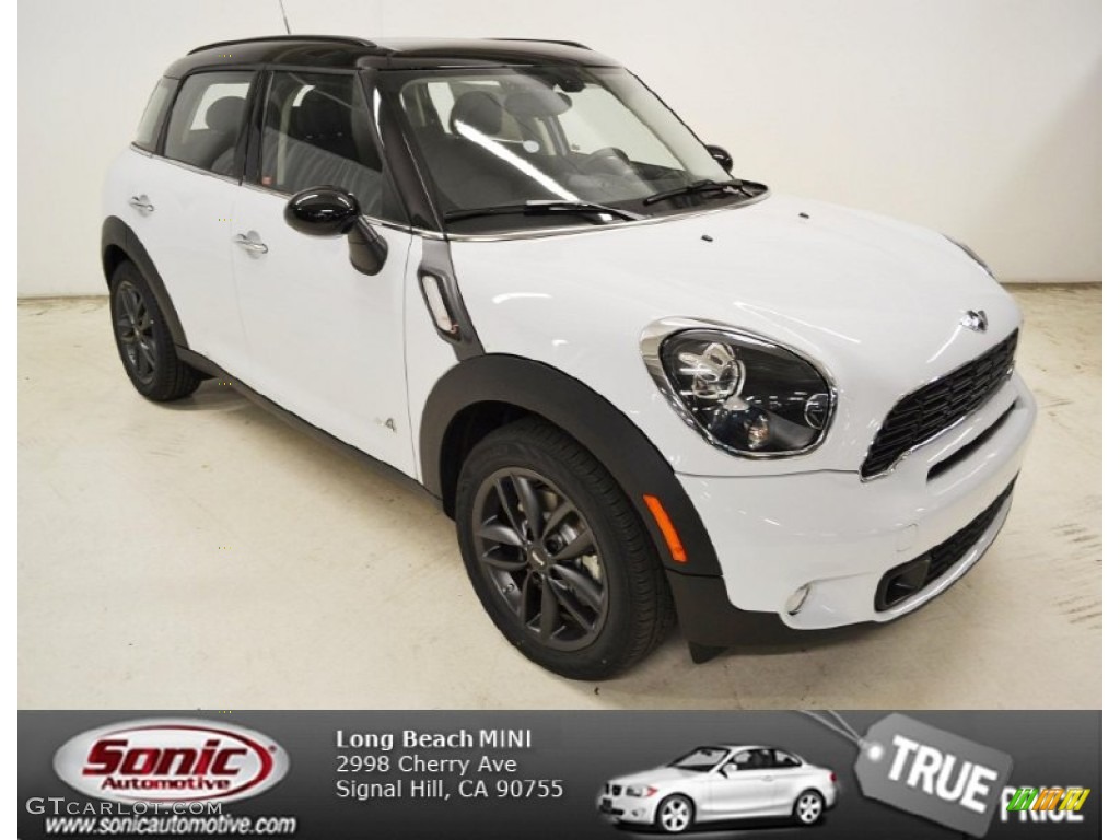 Light White Mini Cooper