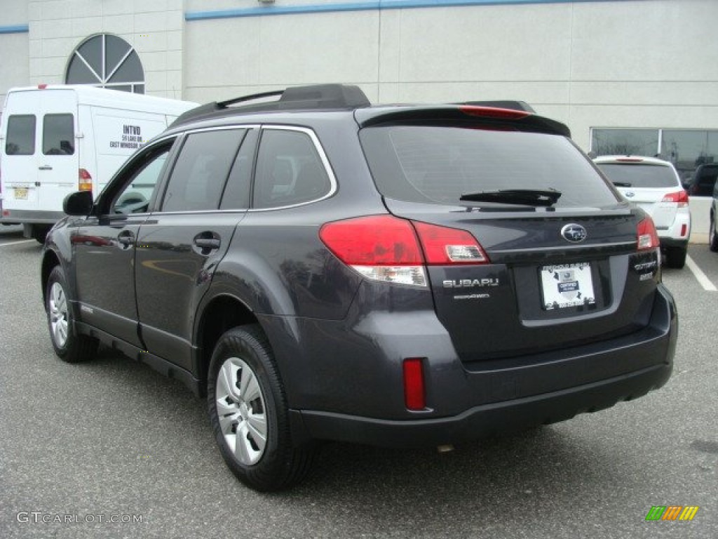 2011 Outback 2.5i Wagon - Graphite Gray Metallic / Off Black photo #4