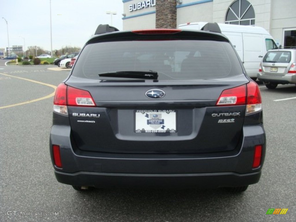 2011 Outback 2.5i Wagon - Graphite Gray Metallic / Off Black photo #5