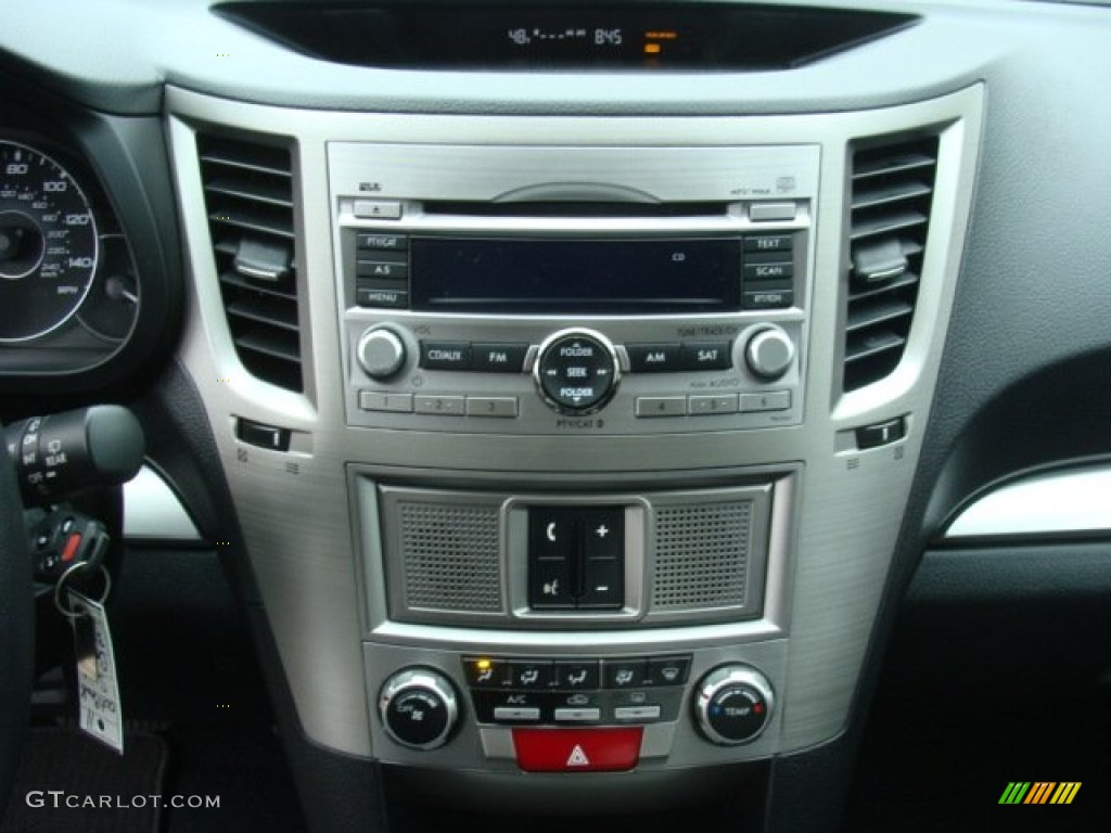 2011 Outback 2.5i Wagon - Graphite Gray Metallic / Off Black photo #13