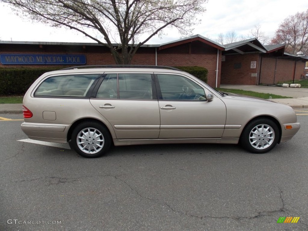 Desert Silver Metallic 2002 Mercedes-Benz E 320 Wagon Exterior Photo #79789152