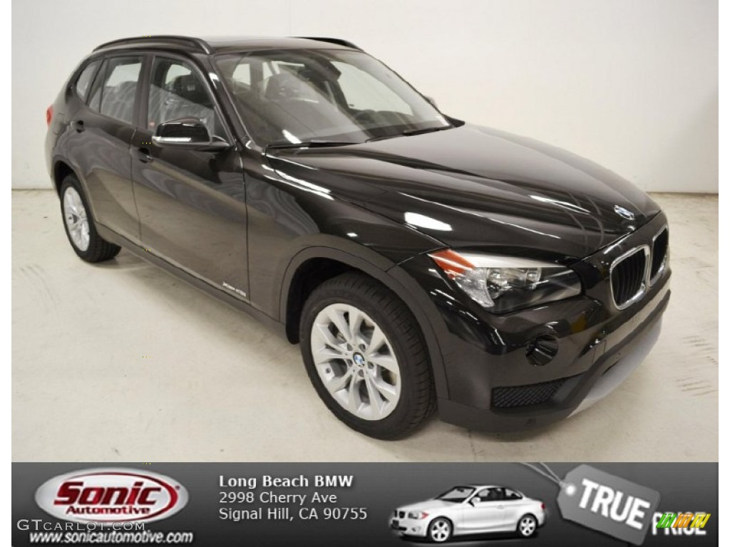 2013 X1 xDrive 28i - Jet Black / Black photo #1