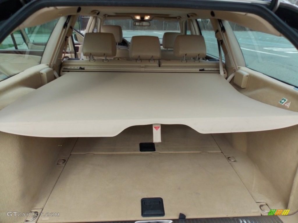 2002 Mercedes-Benz E 320 Wagon Trunk Photos