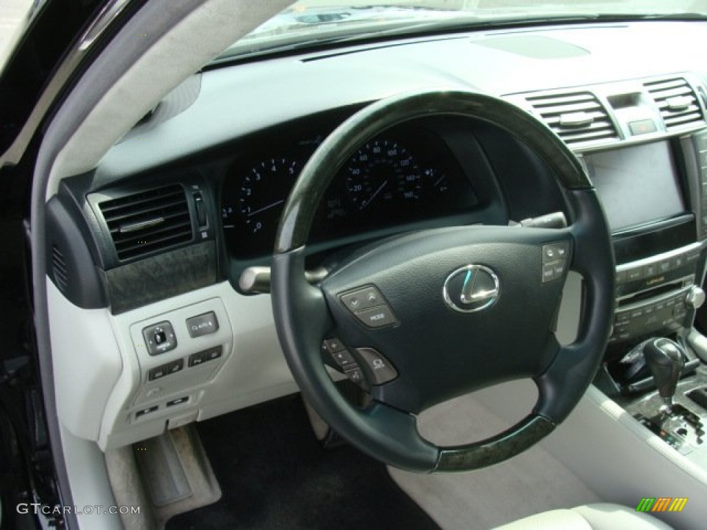 2010 Lexus LS 460 L AWD Light Gray Steering Wheel Photo #79790908