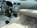 Aloe Green Metallic - Camry LE Photo No. 20