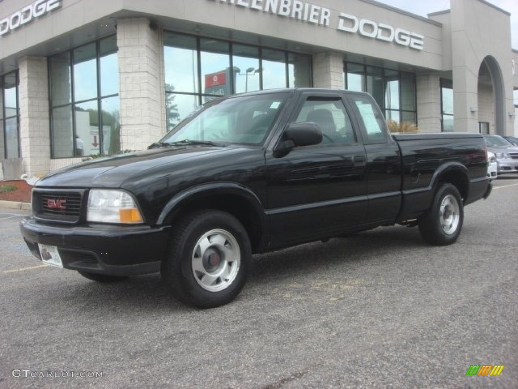 2001 Sonoma SLS Extended Cab - Onyx Black / Pewter photo #2