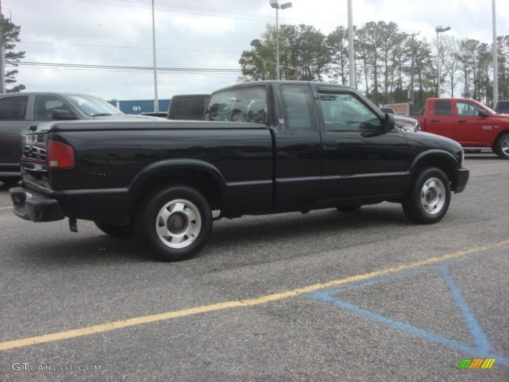 2001 Sonoma SLS Extended Cab - Onyx Black / Pewter photo #5