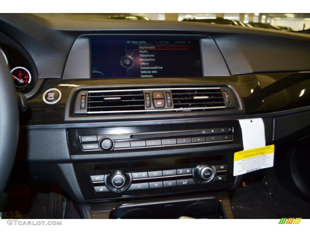 2013 BMW 5 Series ActiveHybrid 5 Controls Photo #79793326