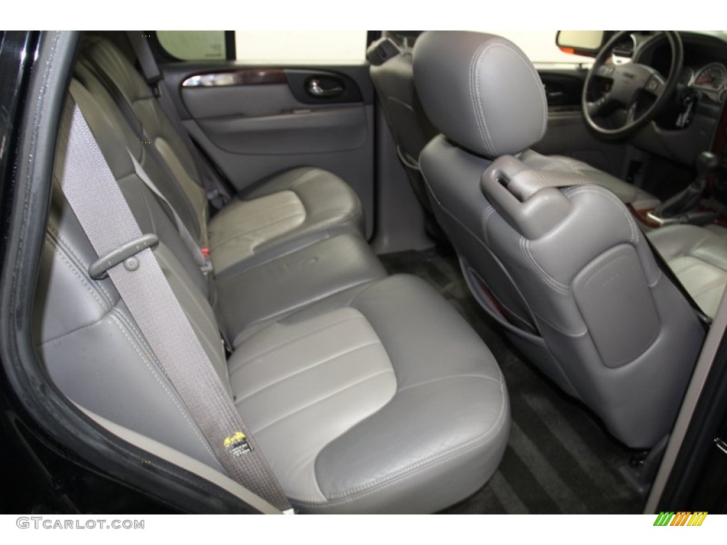 2002 GMC Envoy SLT Rear Seat Photos