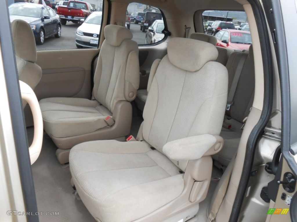 2008 Sedona  - Sunset Gold Metallic / Beige photo #23