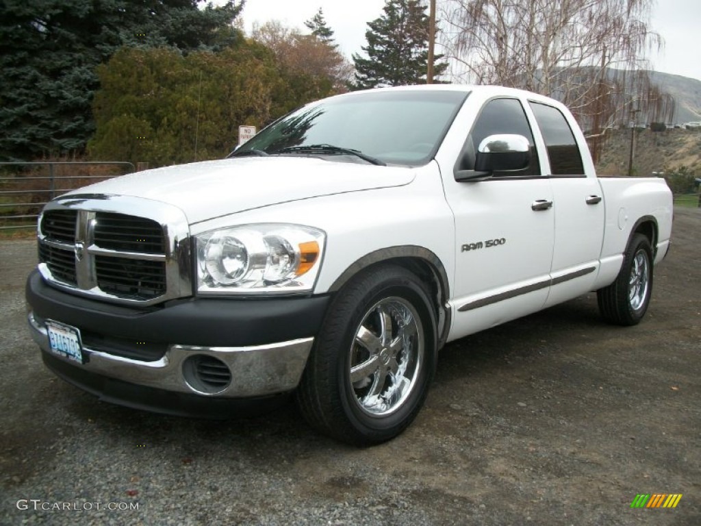 2007 Ram 1500 ST Quad Cab - Bright White / Medium Slate Gray photo #5