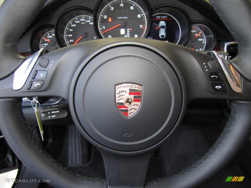2012 Porsche Panamera V6 Steering Wheel Photos