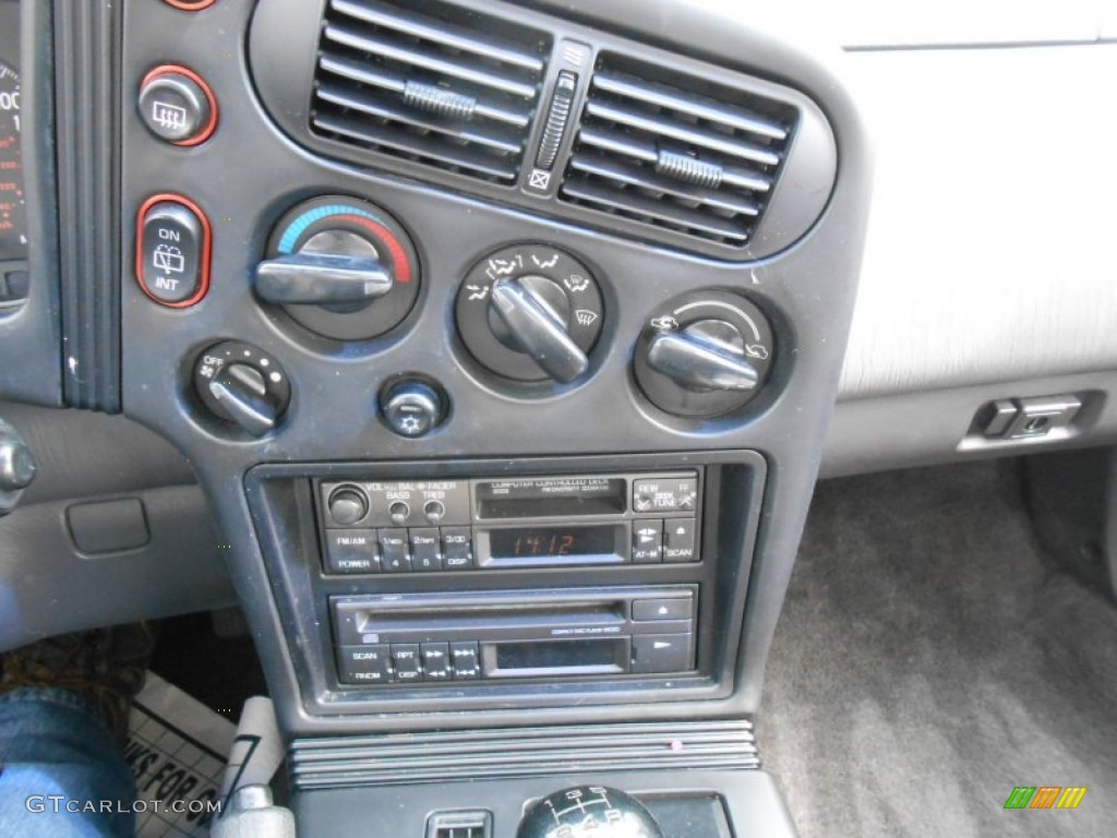 1994 Mitsubishi Eclipse GS Coupe Controls Photos