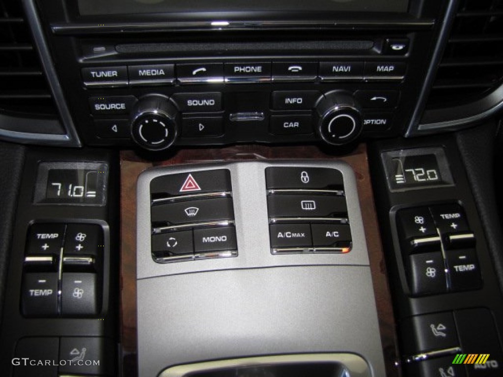 2012 Porsche Panamera V6 Controls Photo #79801254