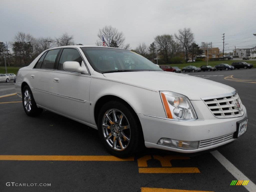 White Diamond 2007 Cadillac DTS Performance Exterior Photo #79803725