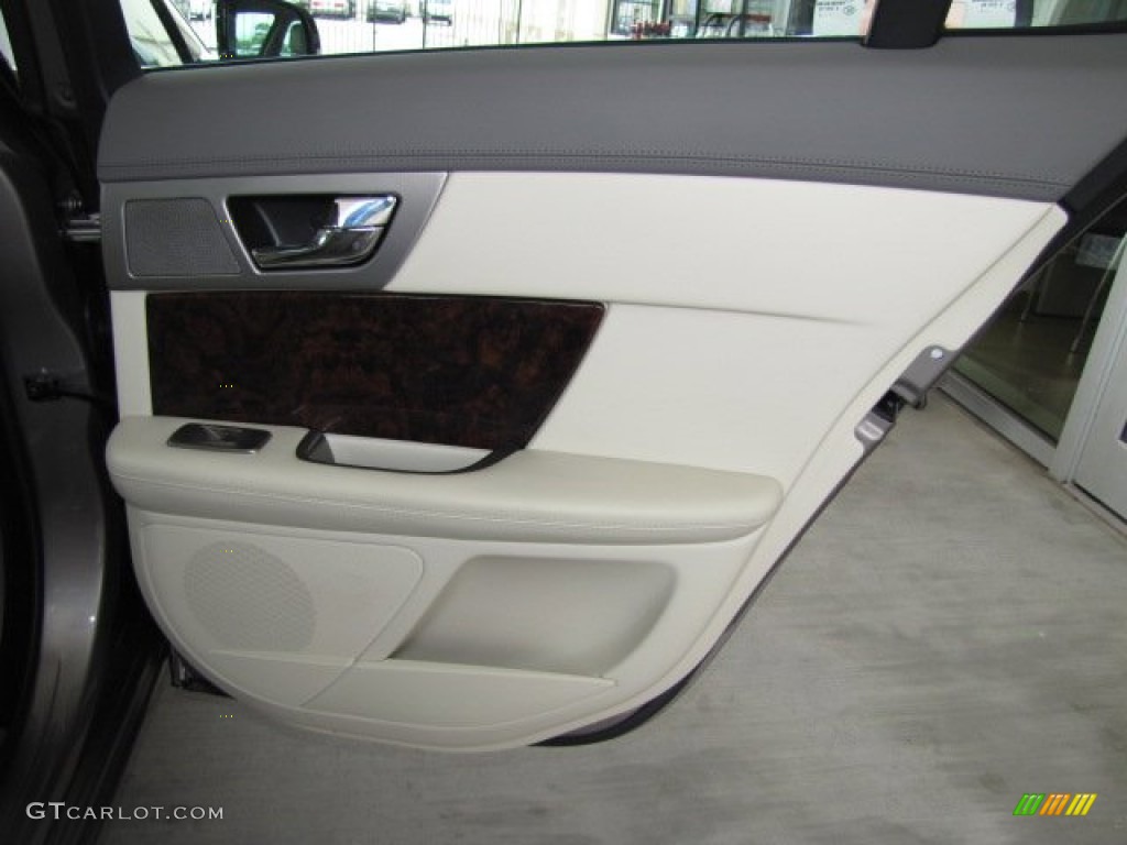 2011 XF Premium Sport Sedan - Lunar Grey Metallic / Ivory White/Oyster Grey photo #43