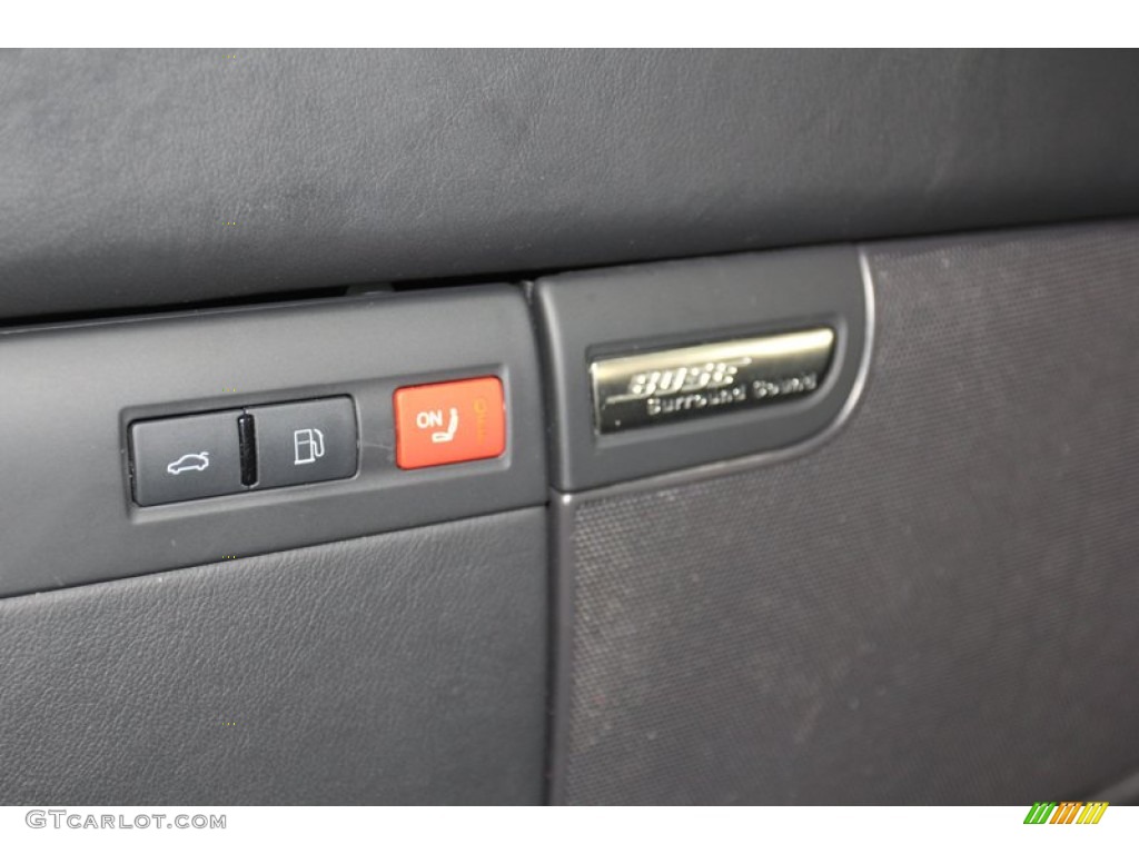 2008 Audi S8 5.2 quattro Controls Photo #79805941